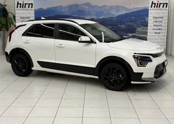 First vehicle image First vehicle image