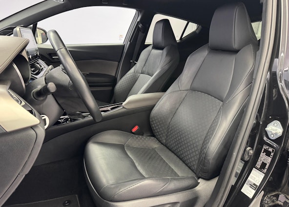 Vehicle image 8 Vehicle image 8