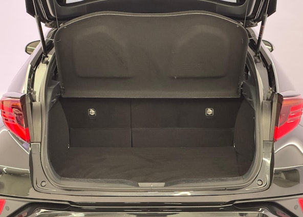 Vehicle image 10 Vehicle image 10