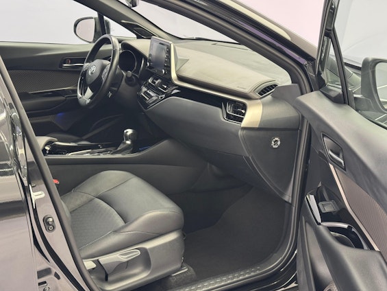 Vehicle image 7 Vehicle image 7