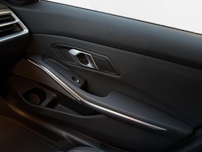 Vehicle image BMW 320d xDrive Touring SAG