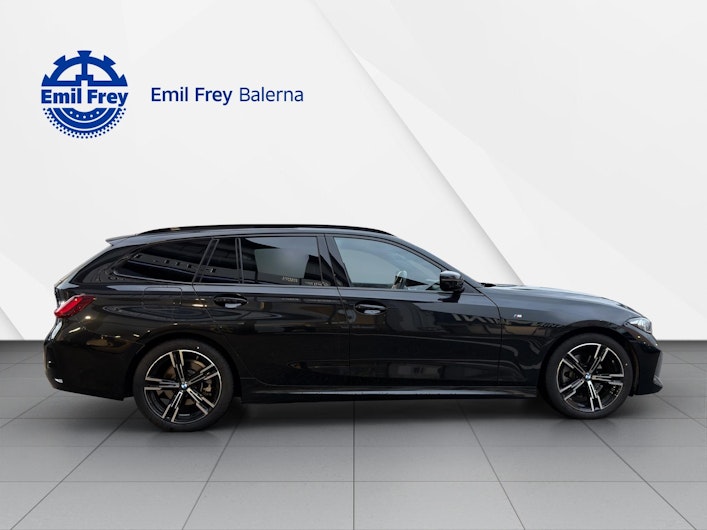 Vehicle image BMW 3 SERIES