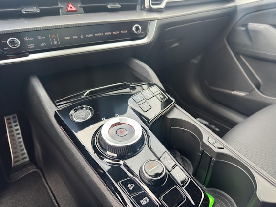 Vehicle image 6 Vehicle image 6