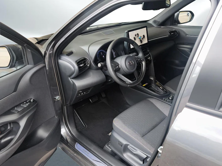 Fahrzeugbild TOYOTA YARIS CROSS