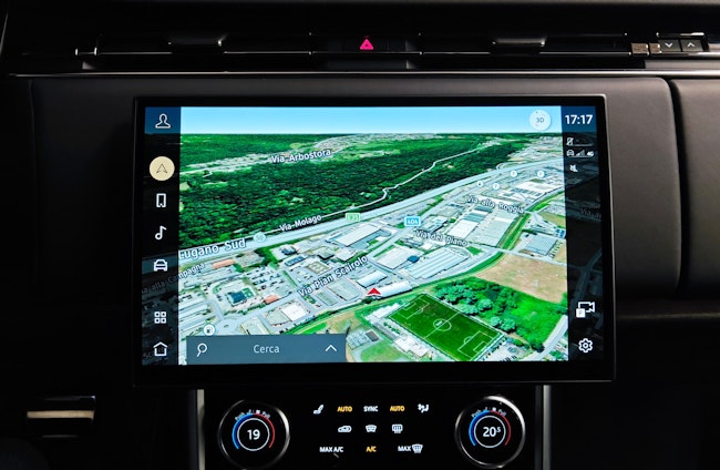 Vehicle image 16 Vehicle image 16