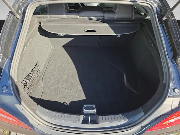 Mercedes-Benz CLA 180 Urban Shooting Brake