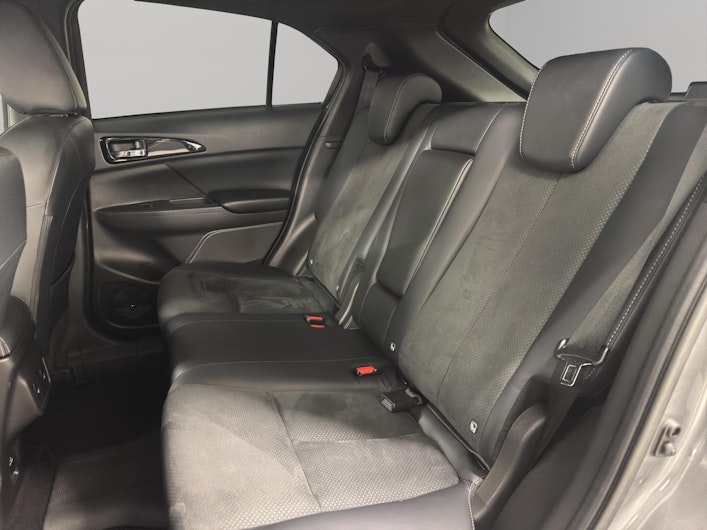 Vehicle image MITSUBISHI ECLIPSE CROSS