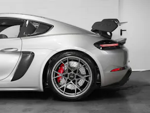 Porsche 718 Cayman 4.0 GT4 RS PDK
