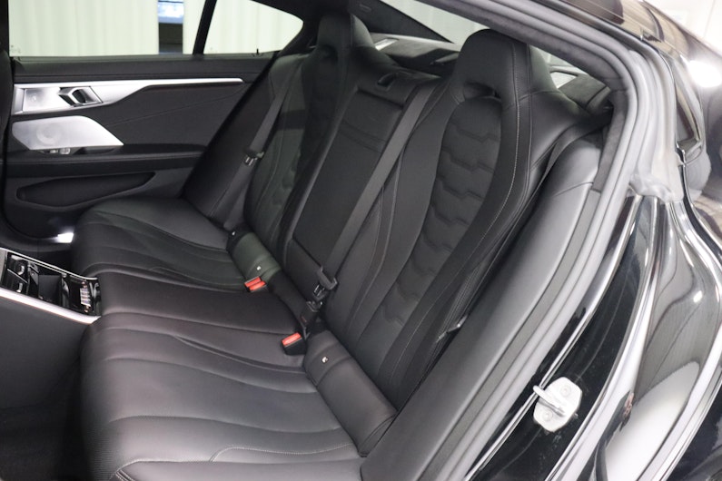 Vehicle image BMW 8 SERIES