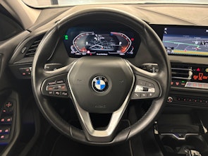 Vehicle image BMW 120d xDrive