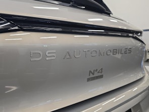 Vehicle image DS AUTOMOBILES No4 E-Tense Étoile Alcantara