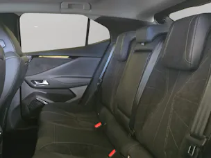 DS Automobiles No4 E-Tense Étoile Alcantara