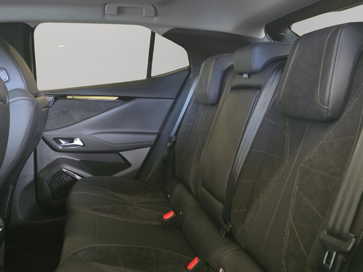 Vehicle image DS AUTOMOBILES 104