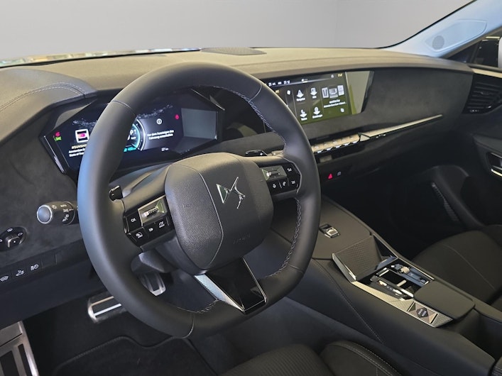 Vehicle image DS AUTOMOBILES 104