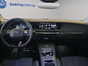DS Automobiles No4 E-Tense Étoile Alcantara
