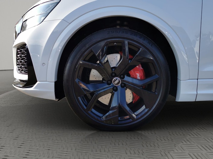 Vehicle image AUDI RSQ8