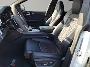 Vehicle image AUDI RS Q8 4.0 V8 TFSI quattro T-Tronic