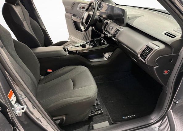 Vehicle image 9 Vehicle image 9