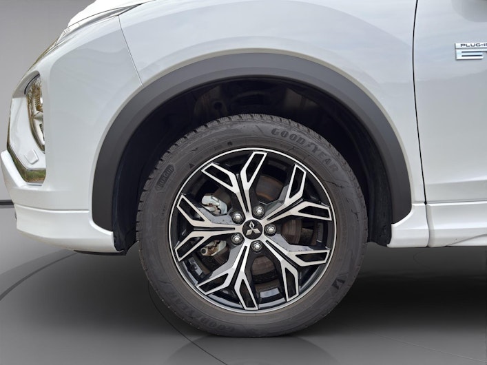 Vehicle image MITSUBISHI ECLIPSE CROSS