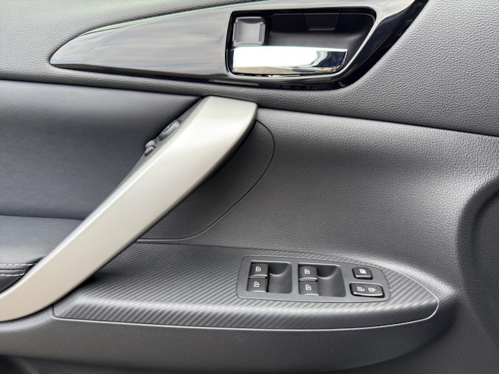 Vehicle image MITSUBISHI ECLIPSE CROSS