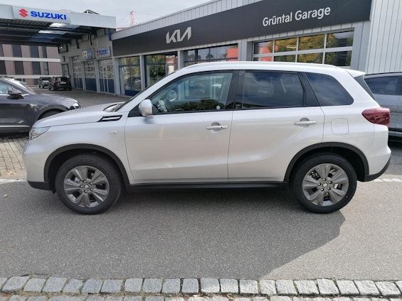 Vehicle image 2 Vehicle image 2