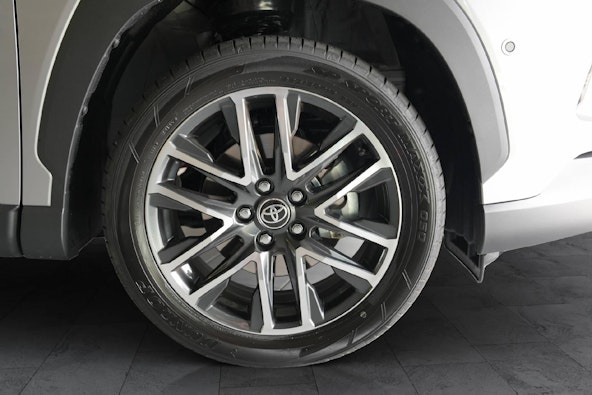 Vehicle image 7 Vehicle image 7