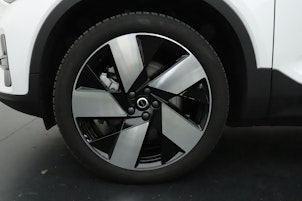 Vehicle image VOLVO EX40 Twin XCENTRIC Edition AWD