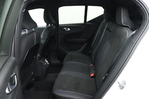 Vehicle image VOLVO EX40 Twin XCENTRIC Edition AWD