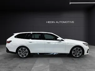 BMW 520d xDrive Touring/Attraktiven Leasingzinssatz ab 1,9 % bei Abschluss einer BMW Fahrzeugversicherung.