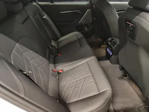 BMW 520d xDrive Touring/Attraktiven Leasingzinssatz ab 1,9 % bei Abschluss einer BMW Fahrzeugversicherung.
