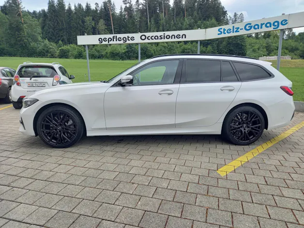 BMW 330d xDrive SAG Touring