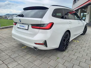 BMW 330d xDrive SAG Touring