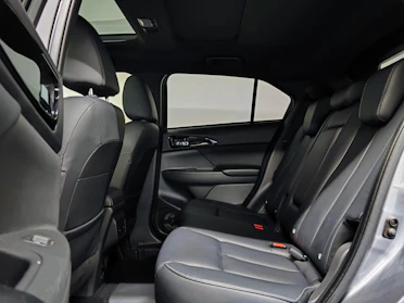 MITSUBISHI ECLIPSE CROSS 8