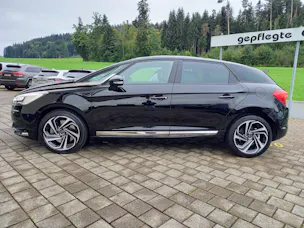 DS Automobiles 5 2.0 BlueHDi 180 Sport Chic