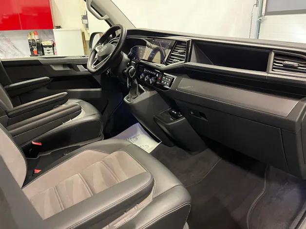 VW T6.1 Multivan 2.0 TDI 204 Highline Liberty DSG