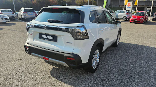 Suzuki S-Cross 1.4 T Compact+ Hybrid 4x4