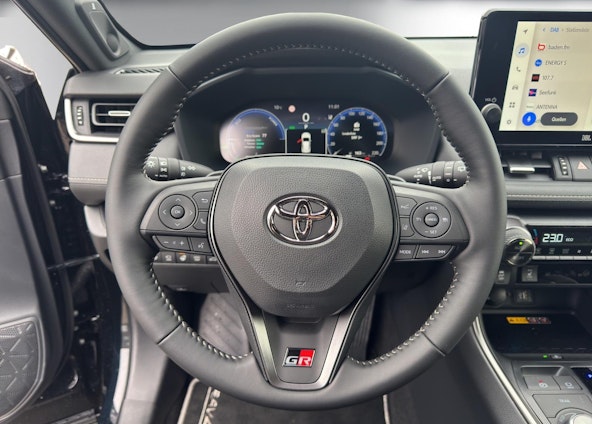 Vehicle image 9 Vehicle image 9