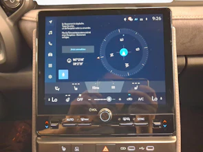 Fahrzeugbild LEXUS LBX 1.5 Hybrid Cool AWD