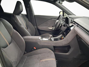 https://vehicle.imgix.net/4049970/daf72e5a-ef3c-4540-bb5b-df173449396c.jpg