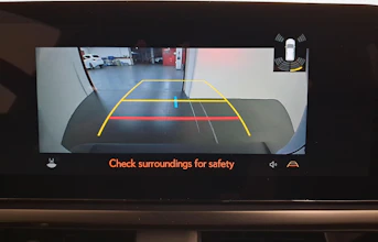 https://vehicle.imgix.net/4049976/ea92b394-fe6a-4984-b03b-313c6465c89d.jpg