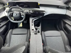 Peugeot 5008 1.2 Hybrid Allure Premium