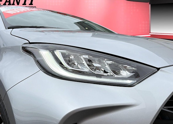 Vehicle image 12 Vehicle image 12