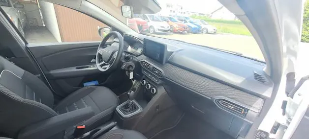 Dacia Sandero Stp 90 Expr. CVT