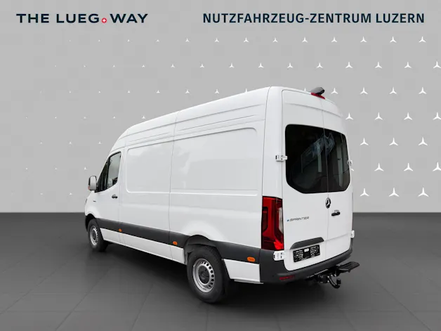 Mercedes-Benz eSprinter 320 81kWh Standard Pro WORKER