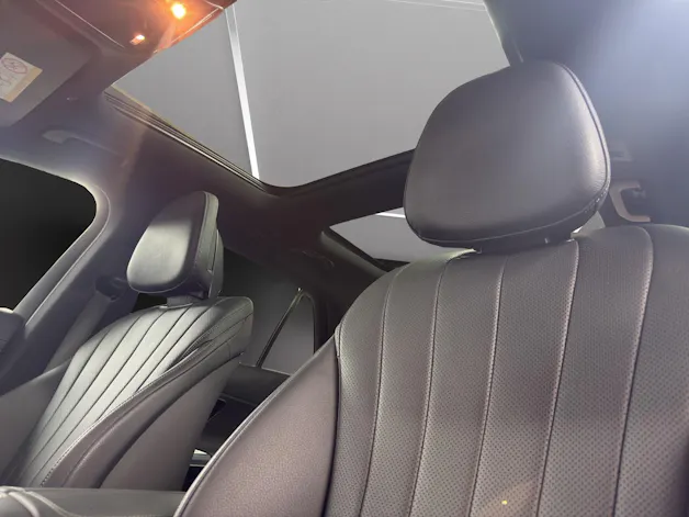 Mercedes-Benz E 220 d T 4M 9G-Tronic