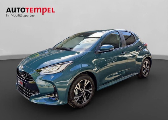 First vehicle image First vehicle image