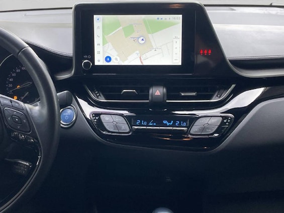 Vehicle image 9 Vehicle image 9