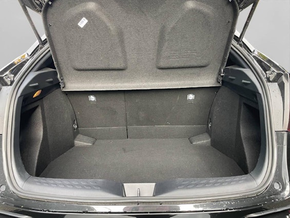 Vehicle image 15 Vehicle image 15