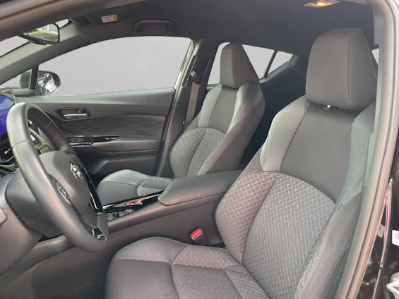 Vehicle image 10 Vehicle image 10