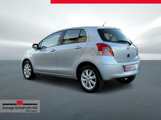 Toyota Yaris 1.33 VVT-i Linea Sol